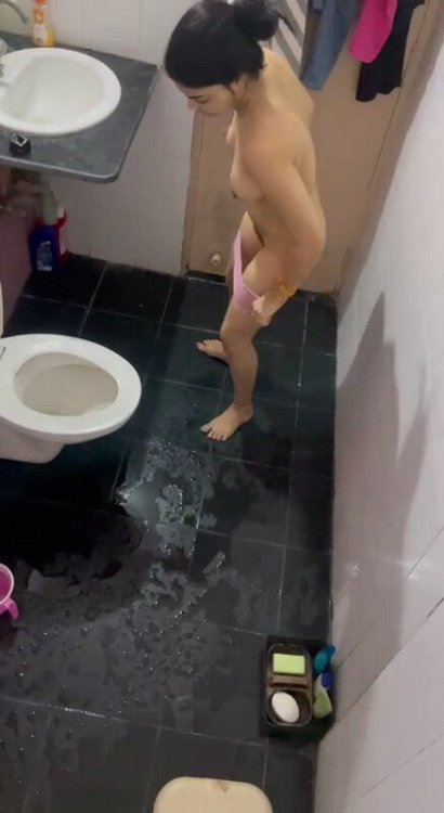 etwmdlcg6axn.jpg