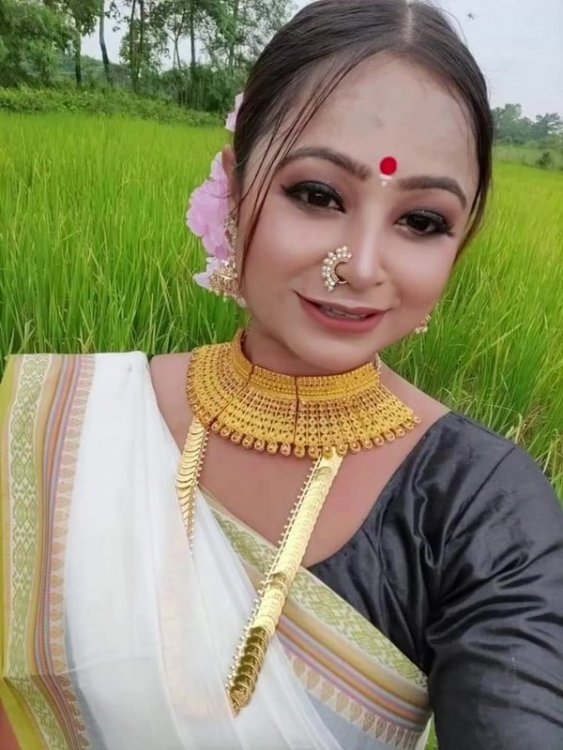 ABHILEKHA-Gro-Sileny-4.jpg