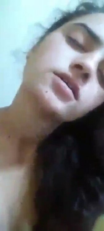 yai175xze0t4.jpg
