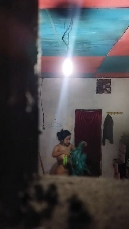 erfy5nklhidd.jpg
