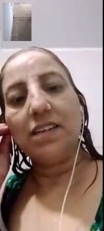 8s45iud779cq.jpg